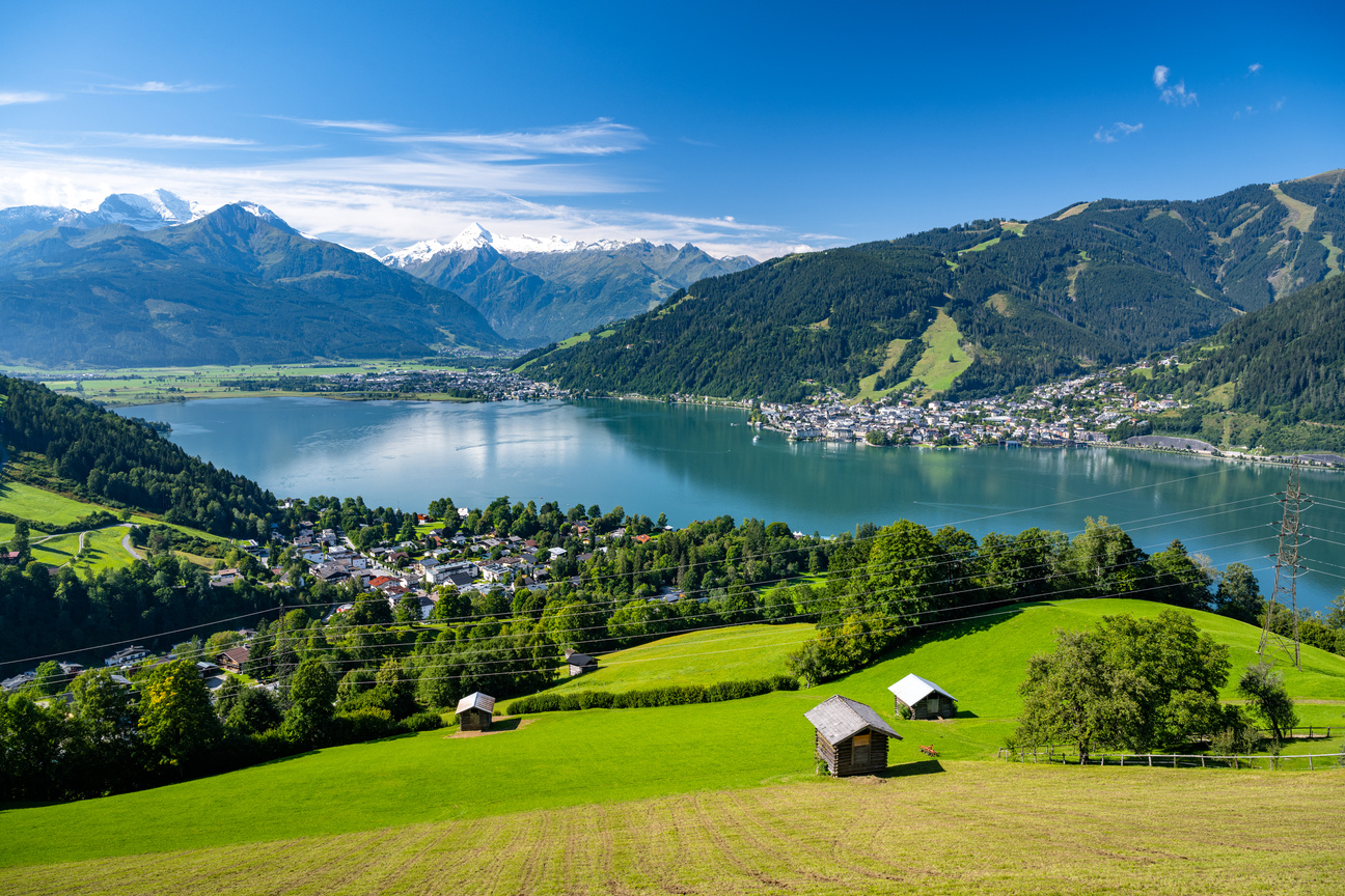 Great view over Zell am See and the snow-capped peaks of the Hohe Tauern, Zell am See, Austria, Europe